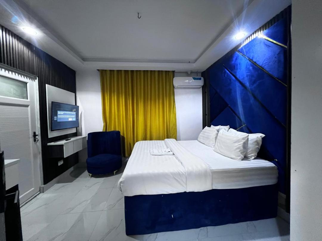 Villa Palazzo Hotel 2 อีเคจา ภายนอก รูปภาพ