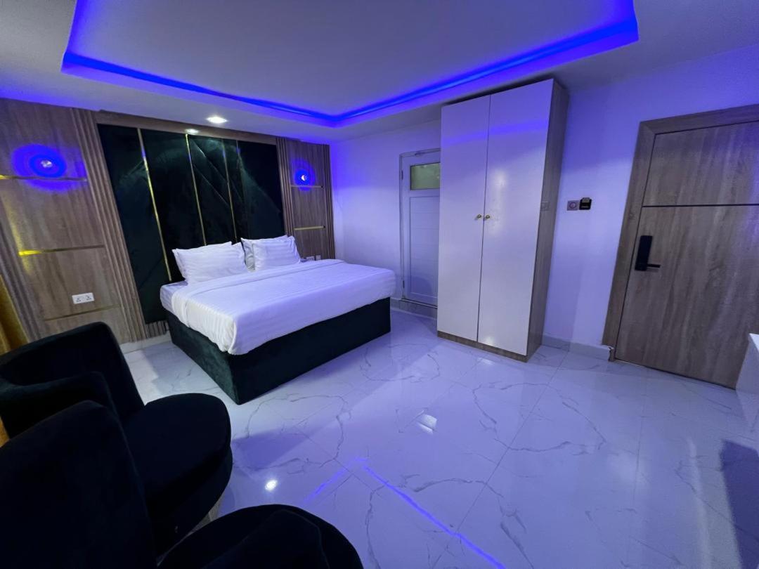 Villa Palazzo Hotel 2 อีเคจา ภายนอก รูปภาพ