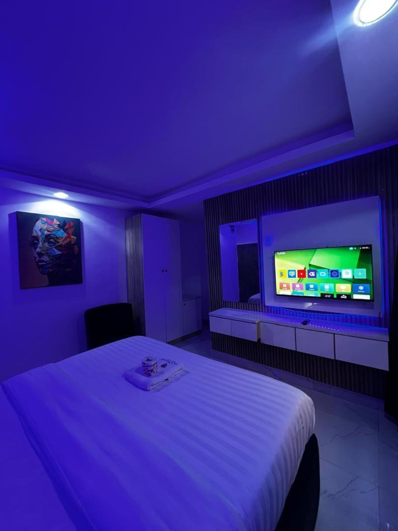 Villa Palazzo Hotel 2 อีเคจา ภายนอก รูปภาพ